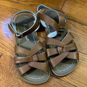 NWOT Size 11 Saltwater Hoy Sandals